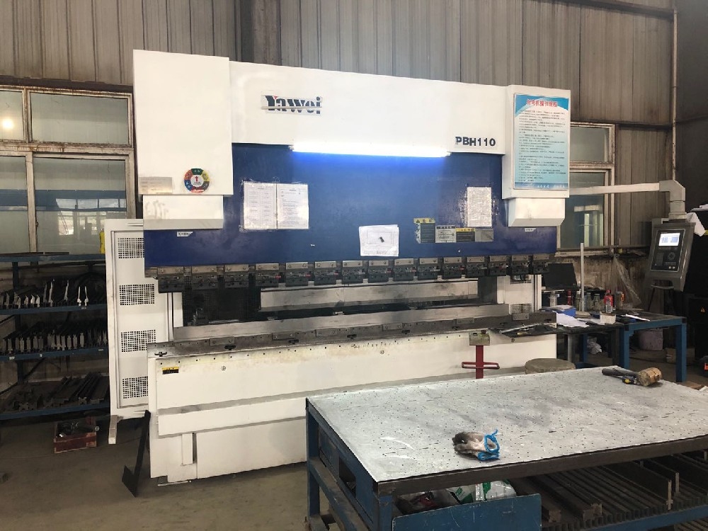 广东东莞沙田折弯机设备有限公司，专业制造，卓越服务插图