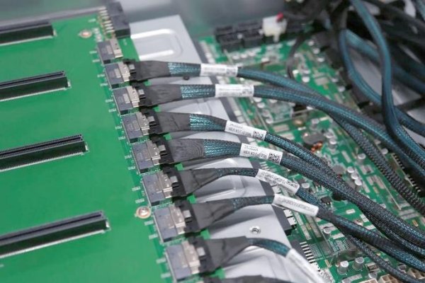 石家庄服务器配件，科技发展的动力源泉-百挑一