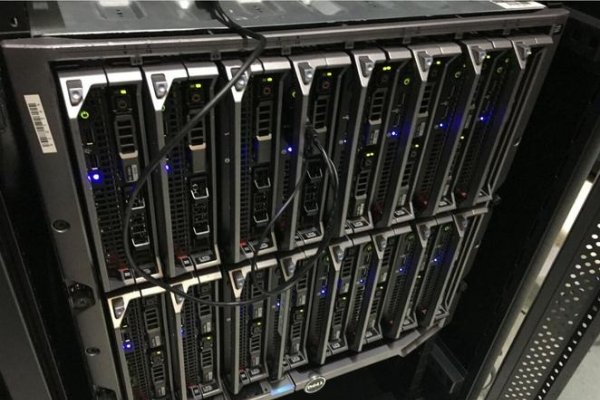 什么配置适合刀片服务器-百挑一