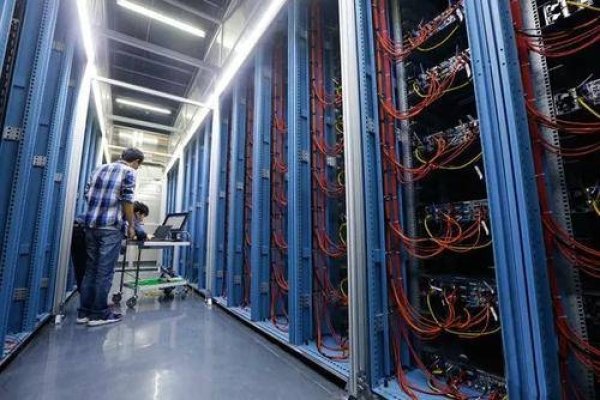 韩国服务器选择指南，关注机房、服务、价格与业务需求-百挑一