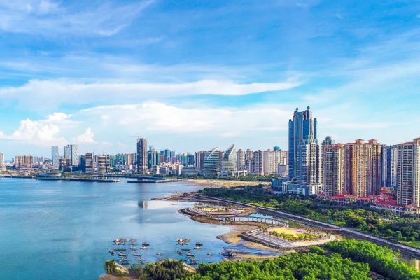湛江市国外网站建设企业的发展与影响-百挑一