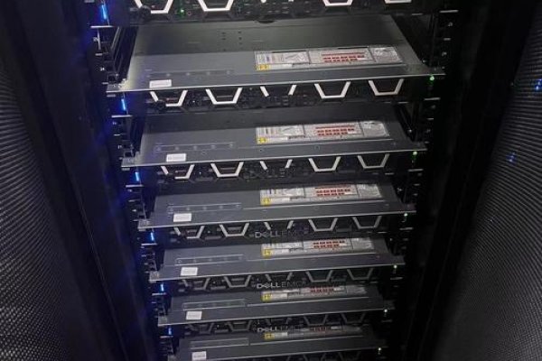 学校官网租服务器的必要性及优势-百挑一