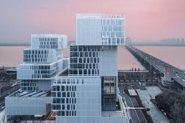 杭州两大程序开发中心，创新与发展的双翼-百挑一