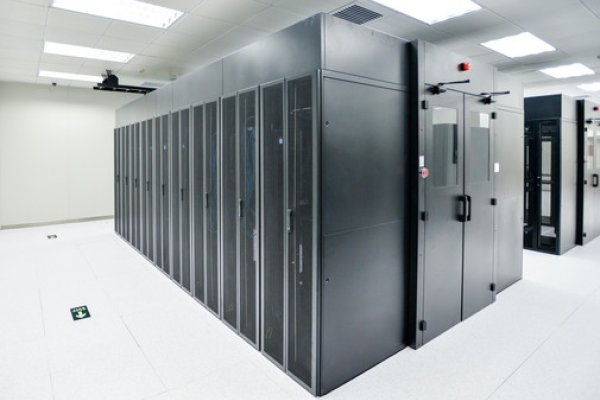 IDC机房,数据存储与处理的互联网数据中心简介-百挑一