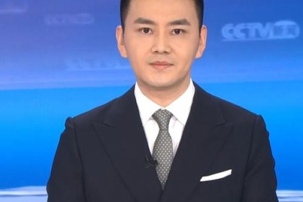 CCTV5男主持人无T事件的背后与影响-百挑一