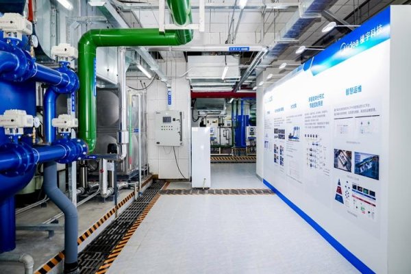 Godaddy机房优势-百挑一