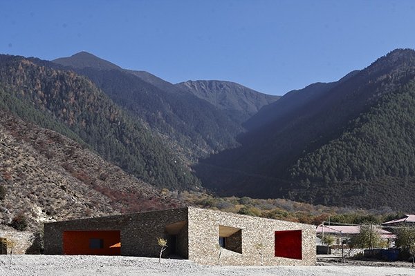 杨与网站建设的探索之旅-百挑一