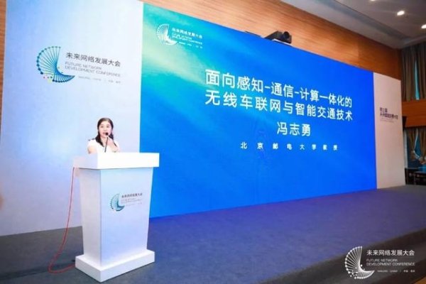 优易网络工作室，创新引领未来网络科技潮流-百挑一